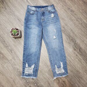 Uppertendom * Relaxed Light Wash Destroyed Jeans M